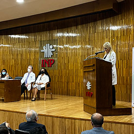 Dra. Mercedes Macías Parra